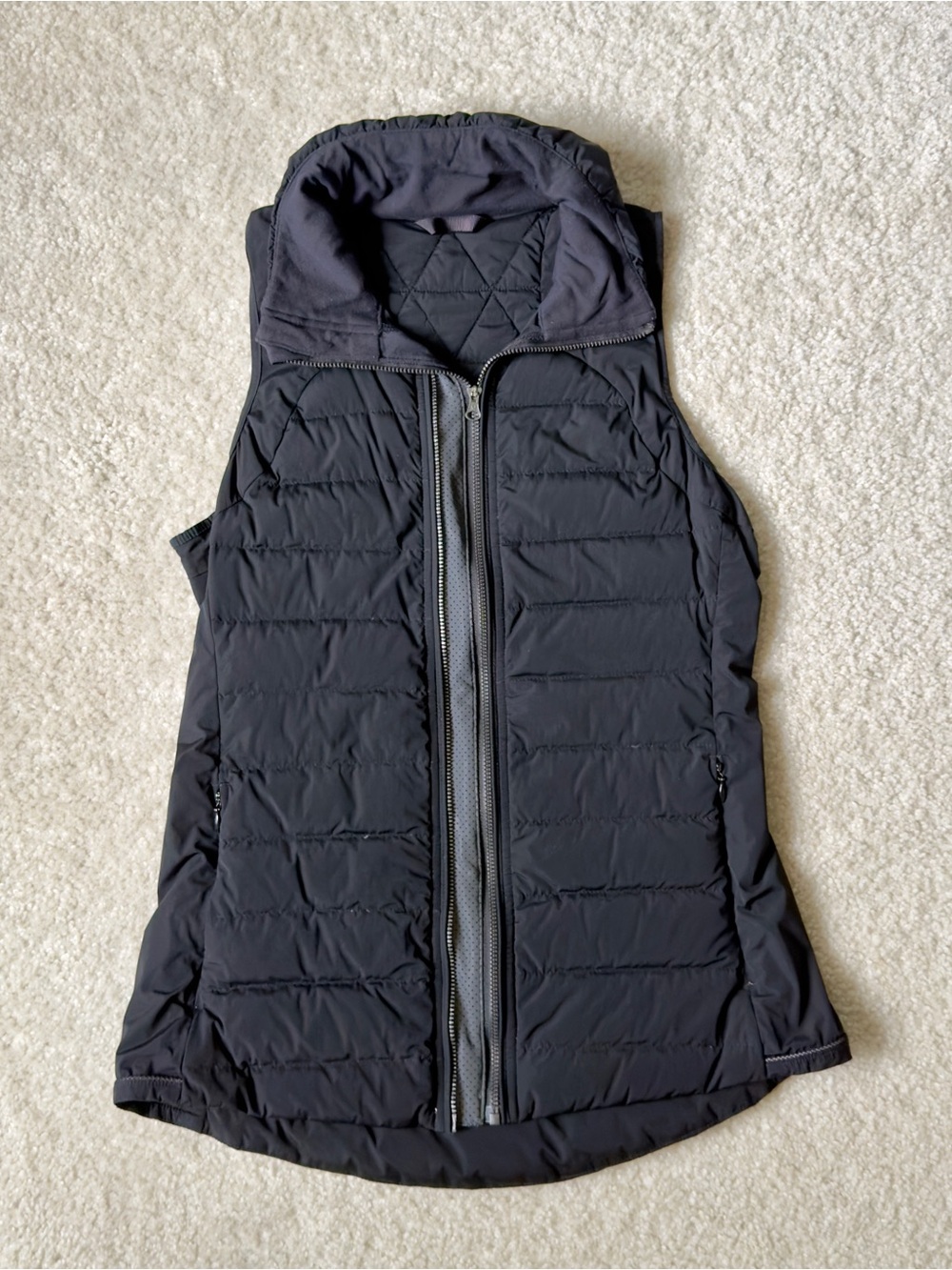 Lululemon Black Fluffed Up Down Vest with reflective details - size 6